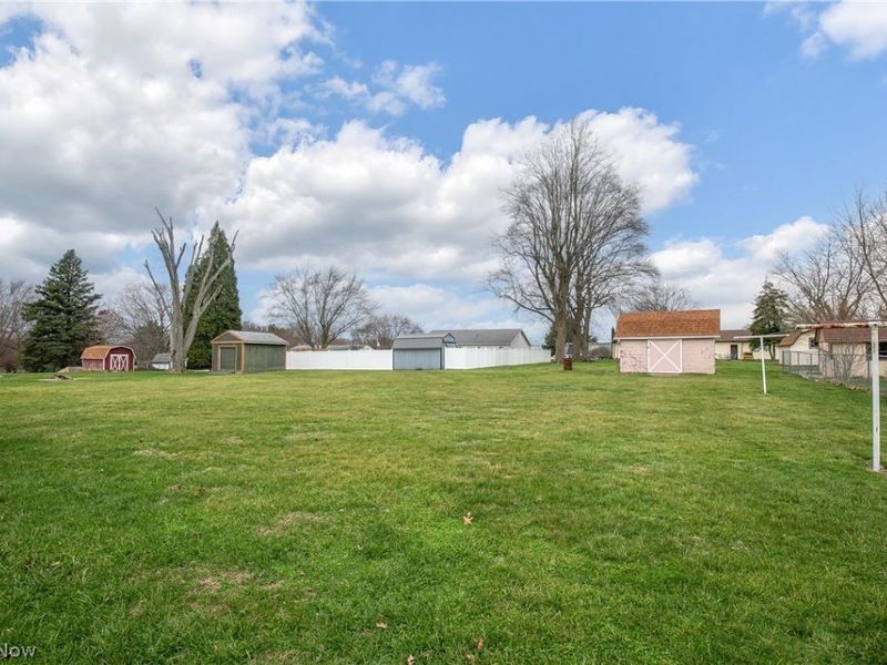 6231 Howland Street , Louisville, OH 44641 Photo 21