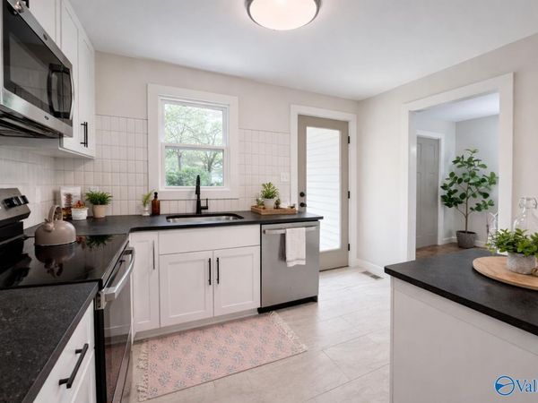 412 Greenacres Drive, Huntsville, AL 35805