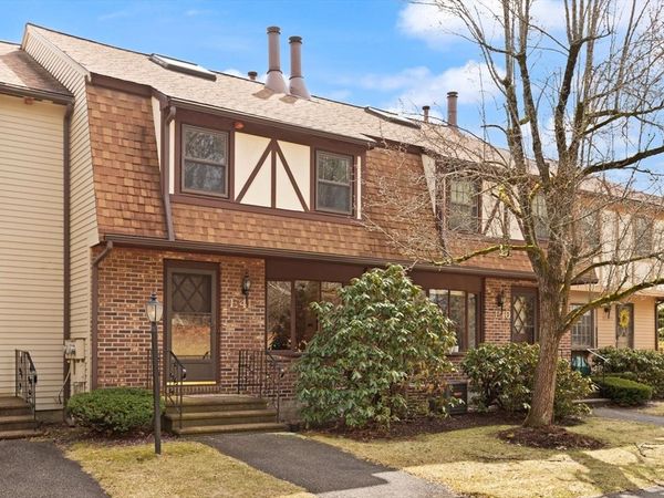 E41 Scotty Hollow Dr, Unit E41, Chelmsford, MA 01863