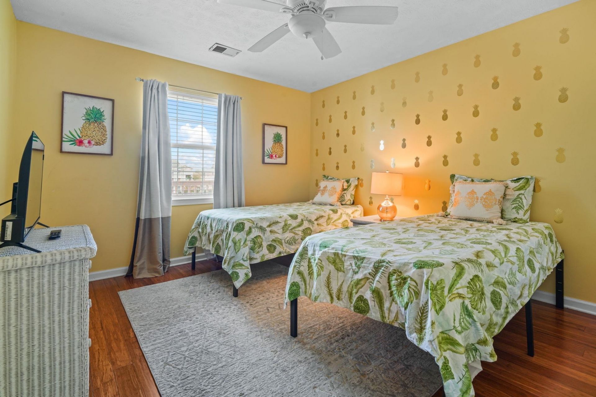 627 Waterway Village Blvd. Photo 16