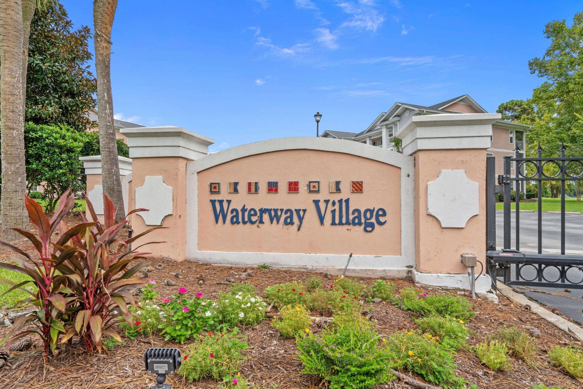 627 Waterway Village Blvd. Photo 29