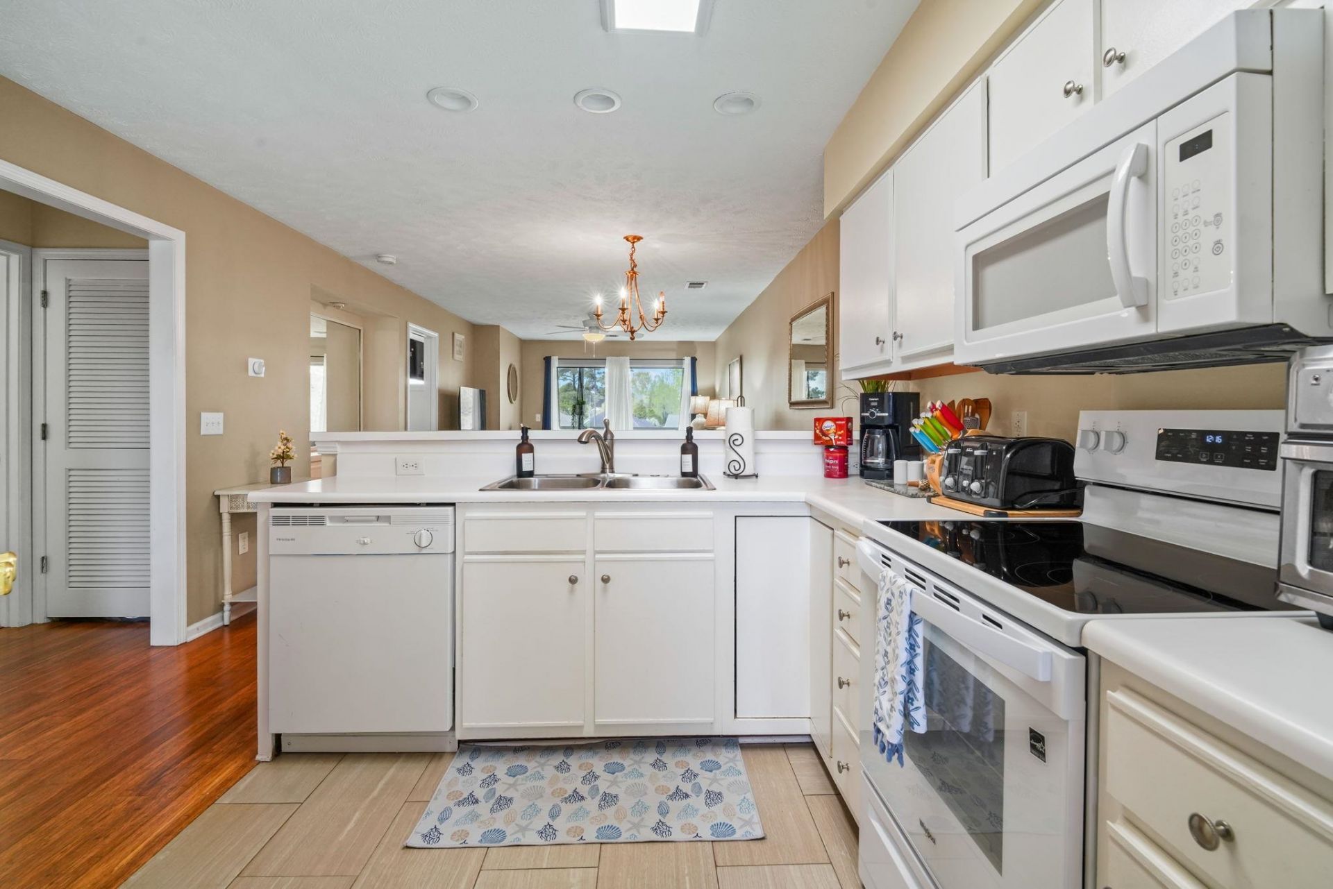 627 Waterway Village Blvd. Photo 7