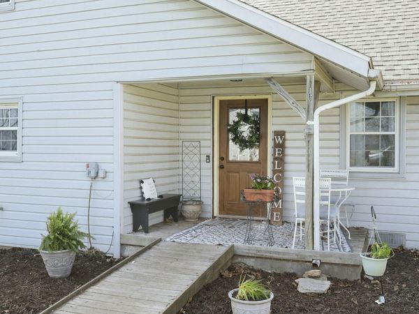 1670 W Union Chapel Road, Nixa, MO 65714
