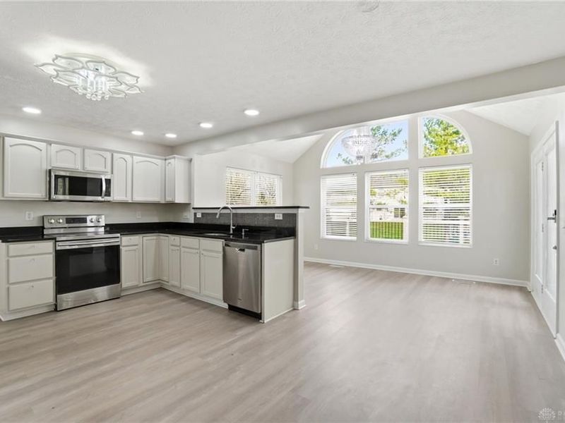 6809 Wintergreen Place, Dayton, OH 45424 Photo 16