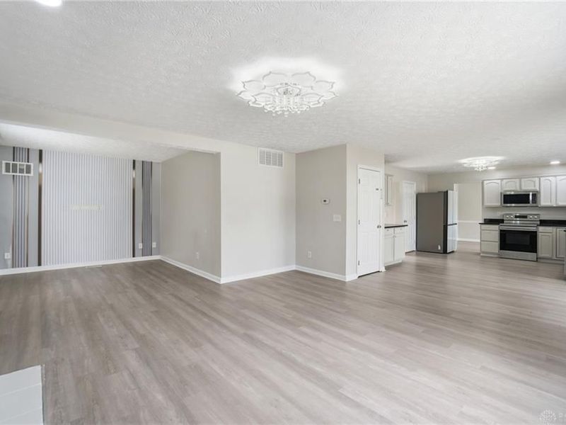 6809 Wintergreen Place, Dayton, OH 45424 Photo 24