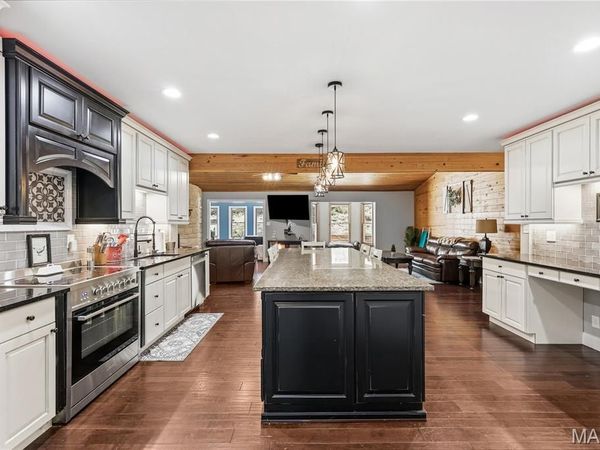 17325 Thunder Spring Road, Wildwood, MO 63025