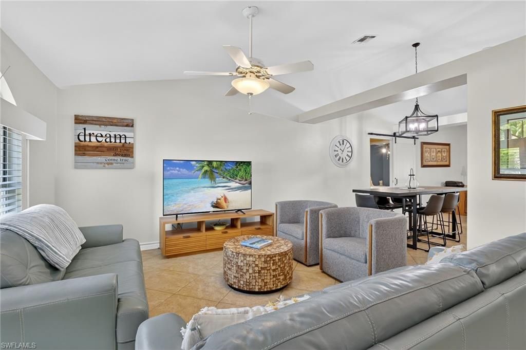 5060 Coldstream Ln, Naples, FL 34104 Photo