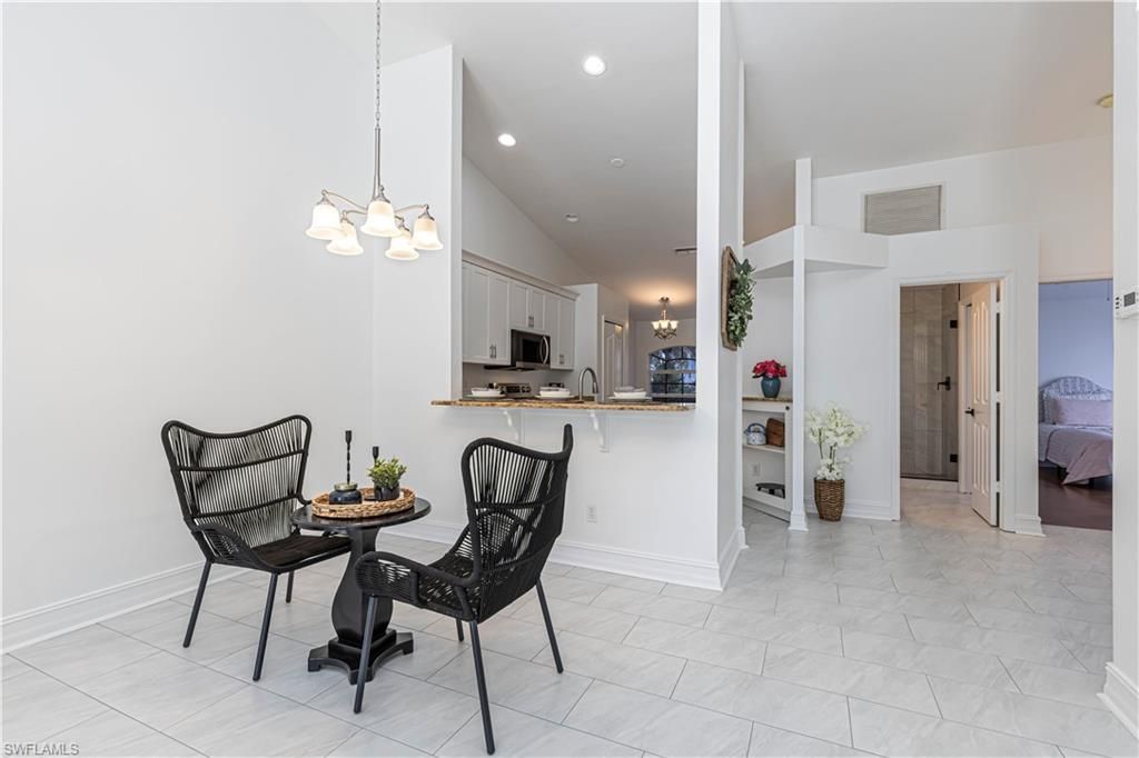 5446 Whitten Dr, Unit 19, Naples, FL 34104 Photo