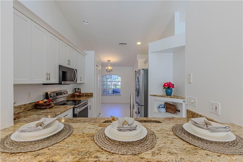 5446 Whitten Dr, Unit 19, Naples, FL 34104 Photo