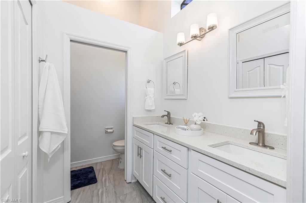 5446 Whitten Dr, Unit 19, Naples, FL 34104 Photo