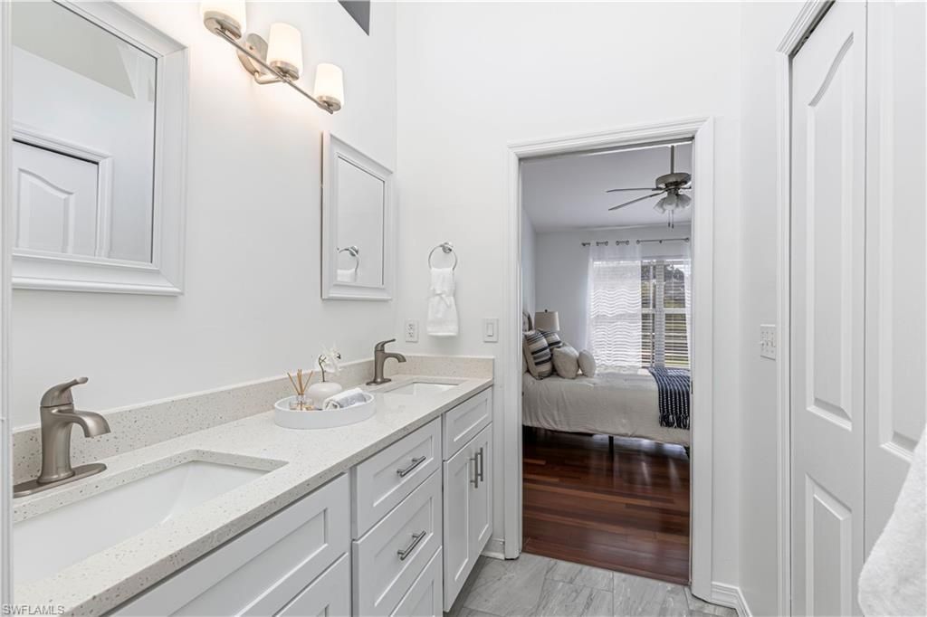 5446 Whitten Dr, Unit 19, Naples, FL 34104 Photo