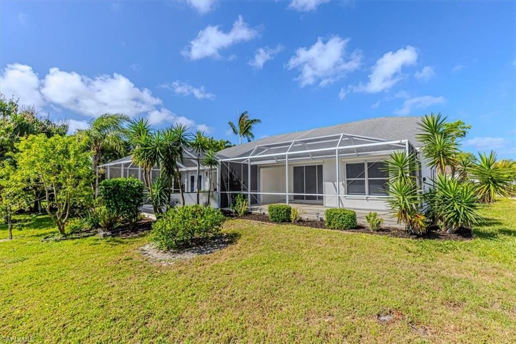 5446 Whitten Dr, Unit 19, Naples, FL 34104 Photo