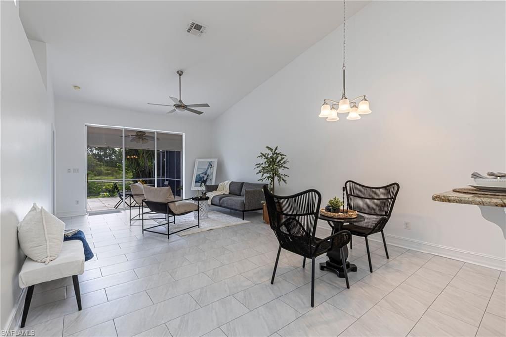 5446 Whitten Dr, Unit 19, Naples, FL 34104 Photo