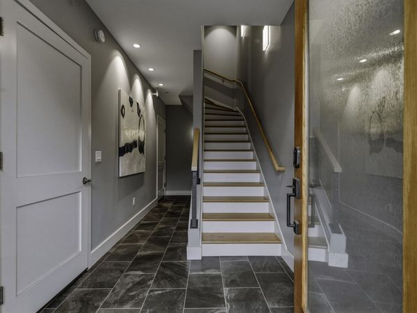 749 Congress Street, Unit 5, Portland, ME 04102