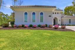 2025 Teramo Dr.  photo 4