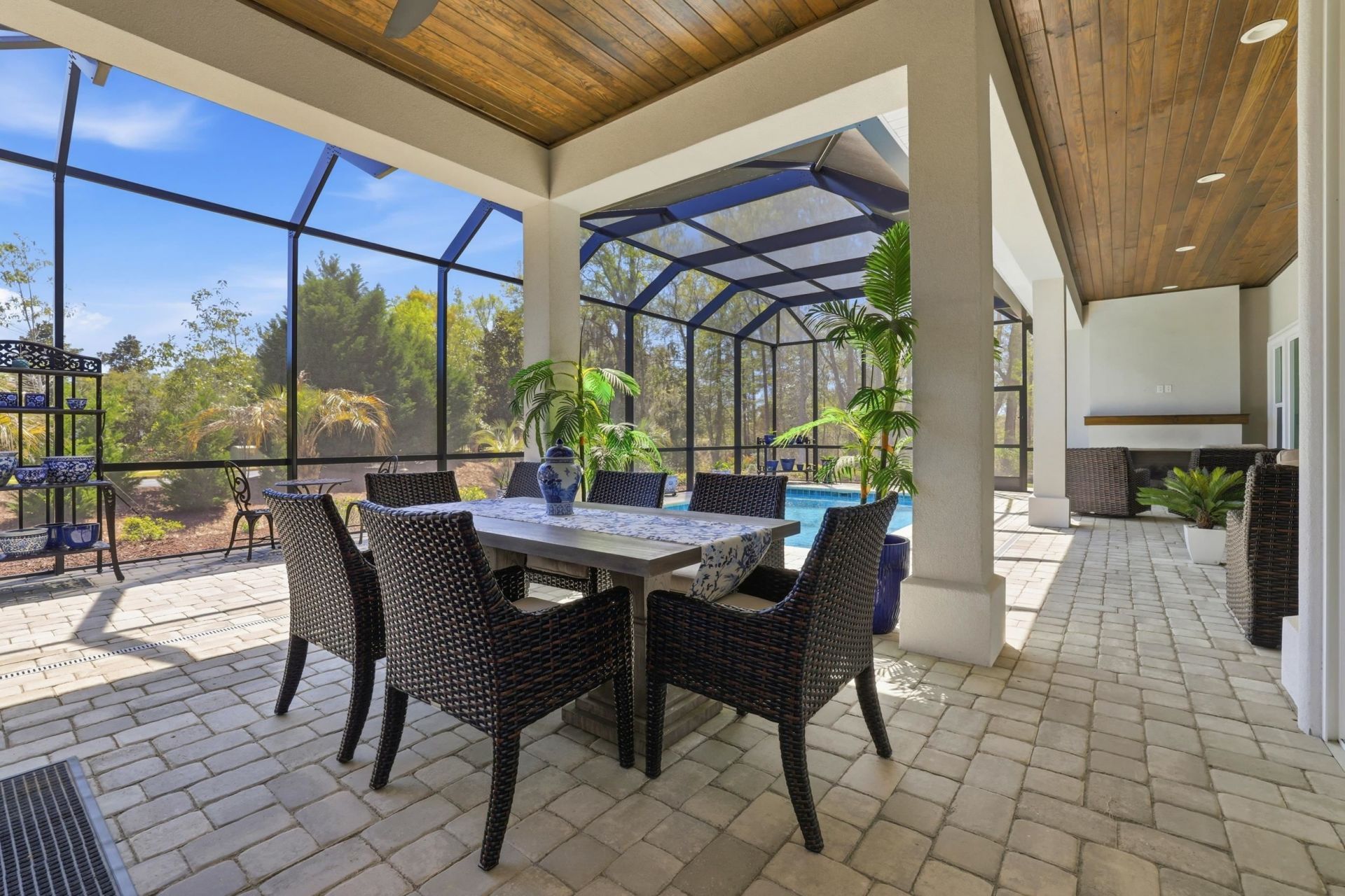 2025 Teramo Dr.  Photo 51