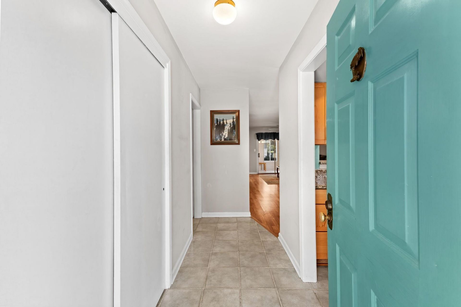 6524 White Heron Crescent Photo 4