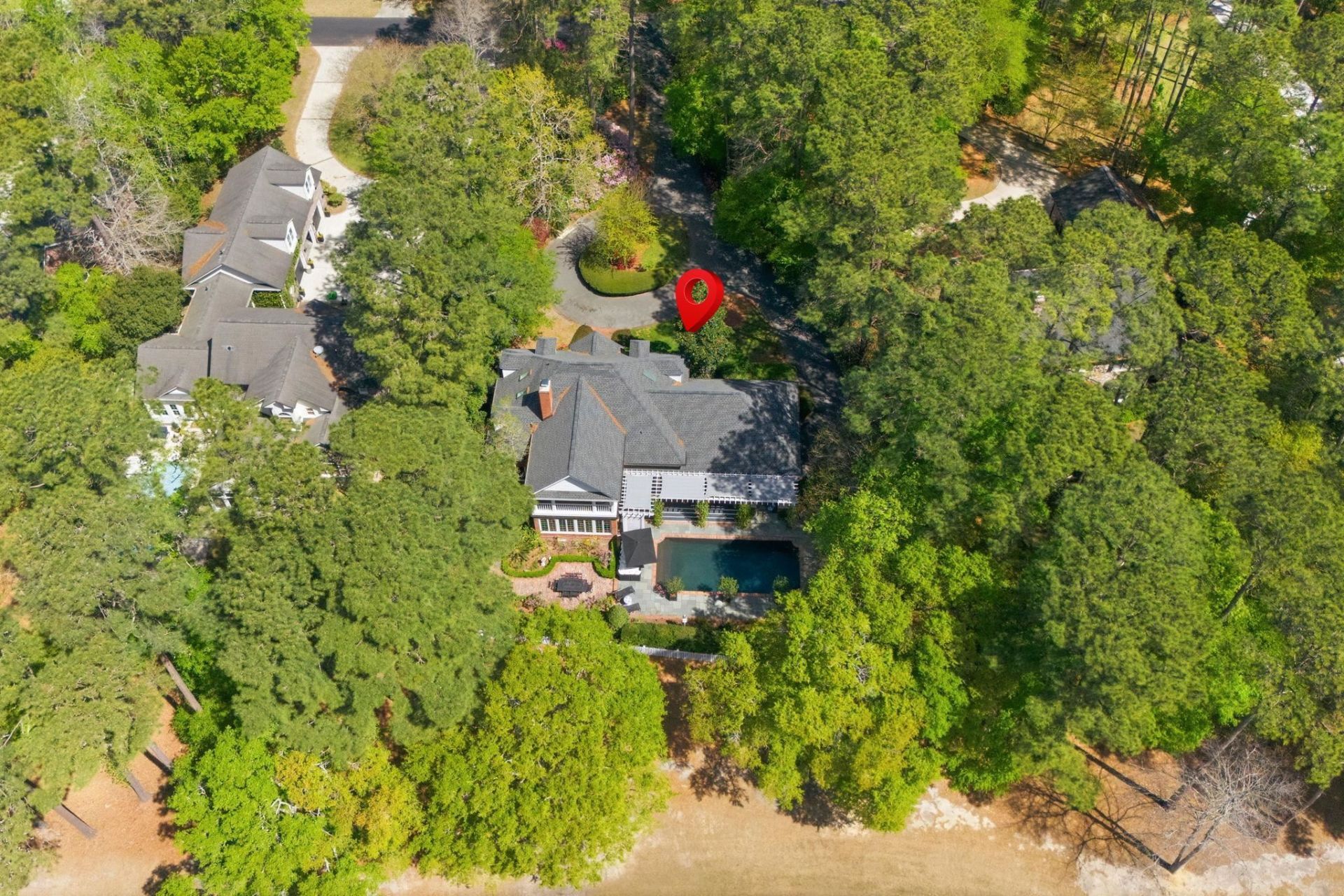 4338 Hunters Wood Dr. Photo 5