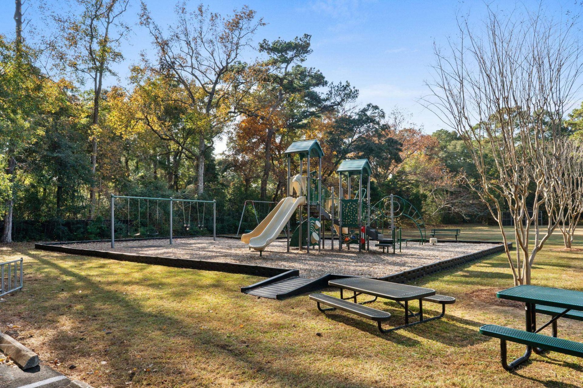 4338 Hunters Wood Dr. Photo 67