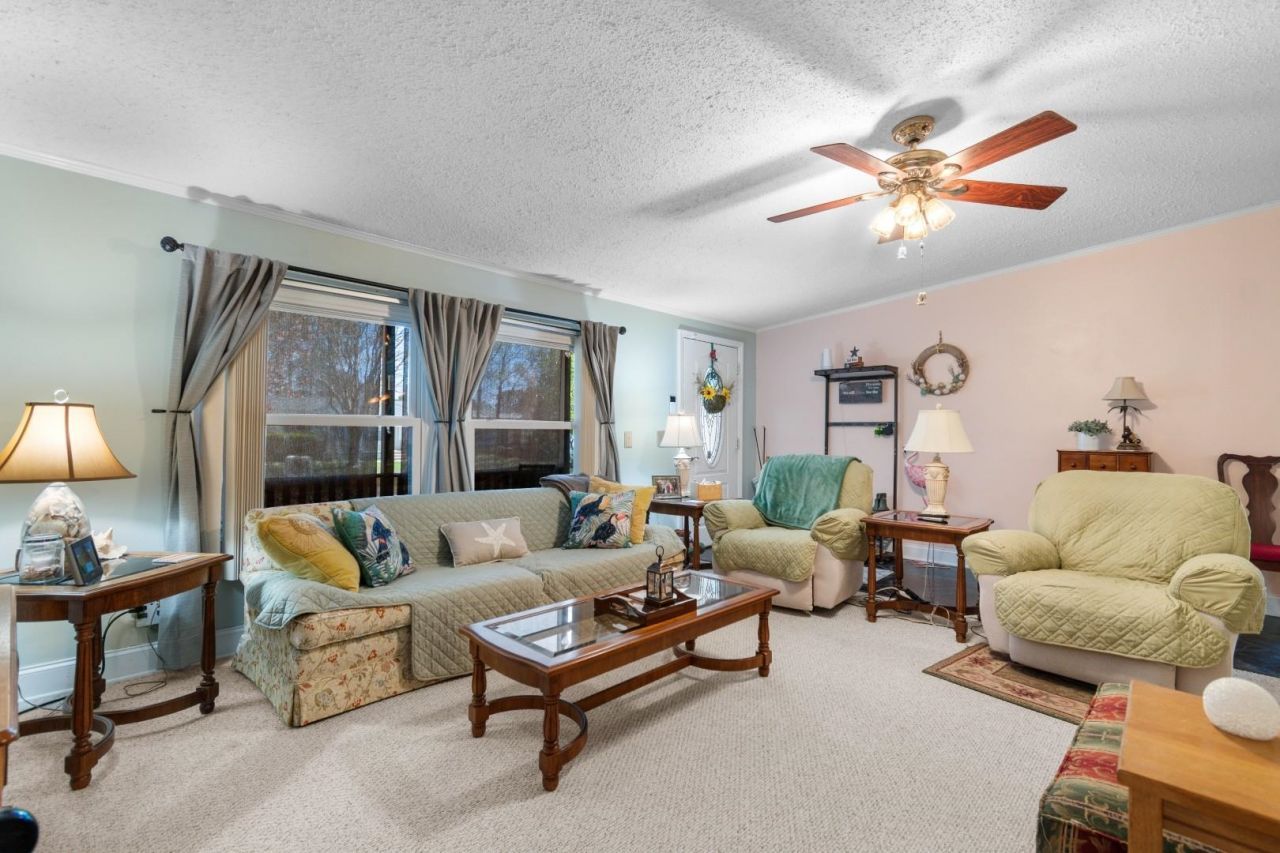 3415 Northpointe Blvd.  Photo 14