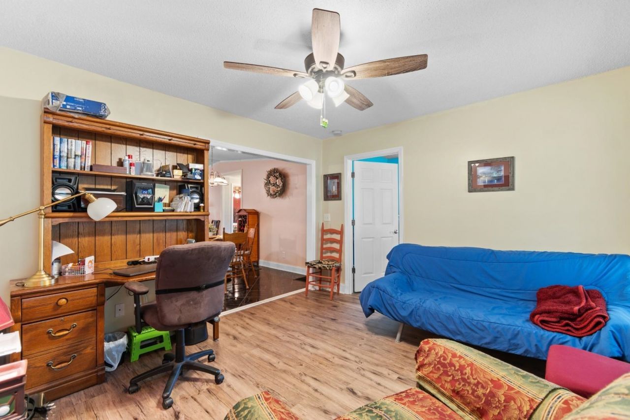 3415 Northpointe Blvd.  Photo 20