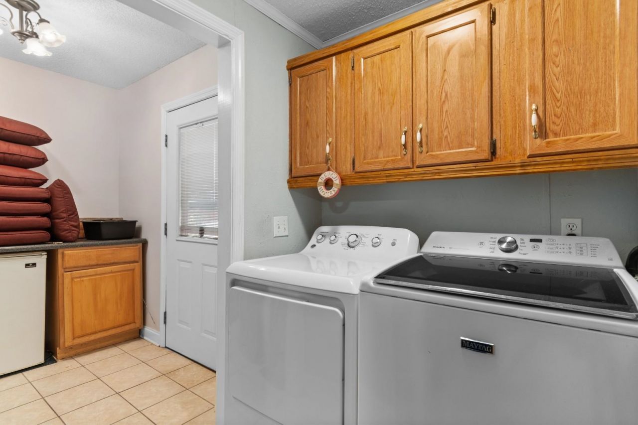 3415 Northpointe Blvd.  Photo 28