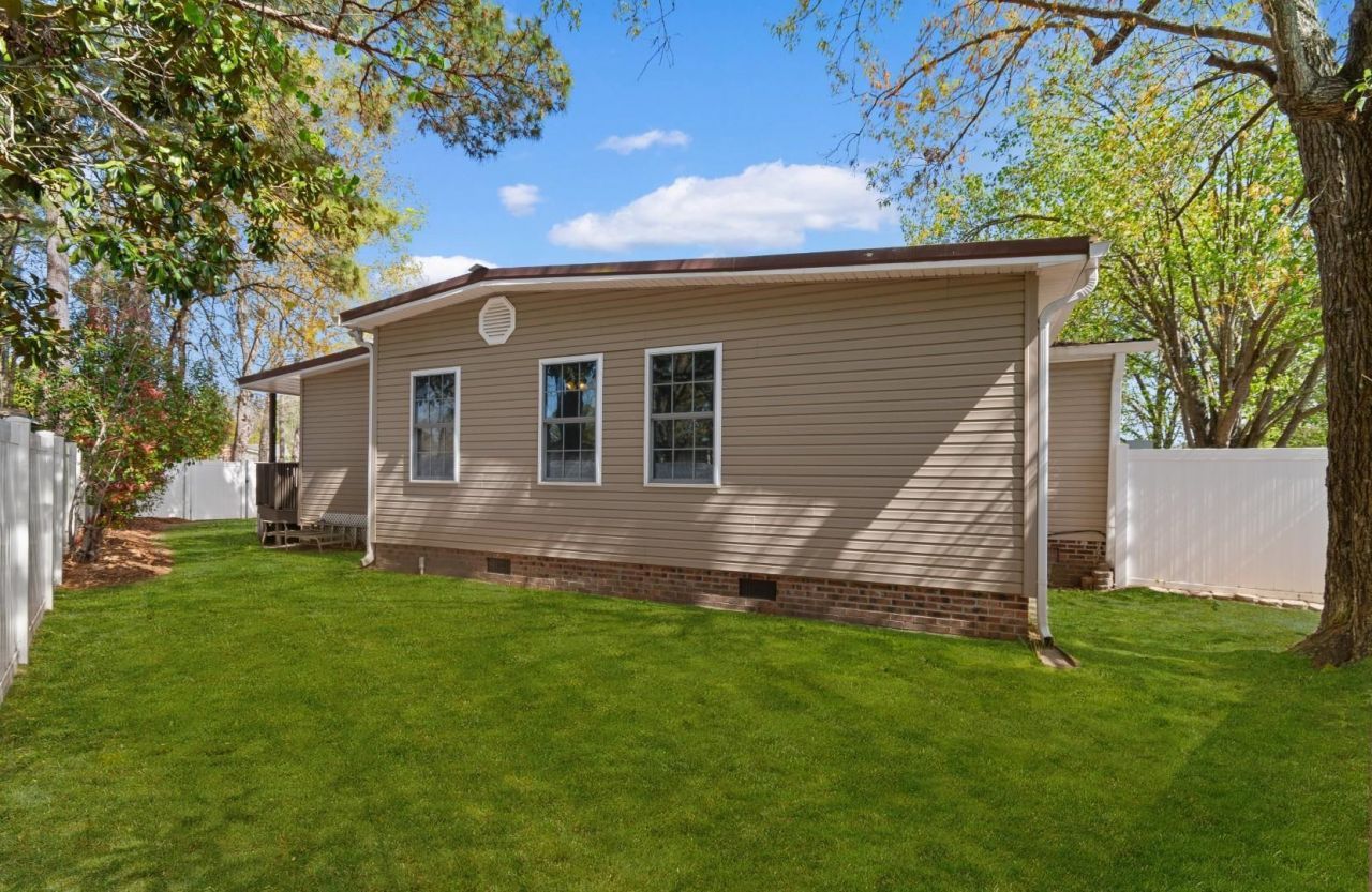 3415 Northpointe Blvd.  Photo 30