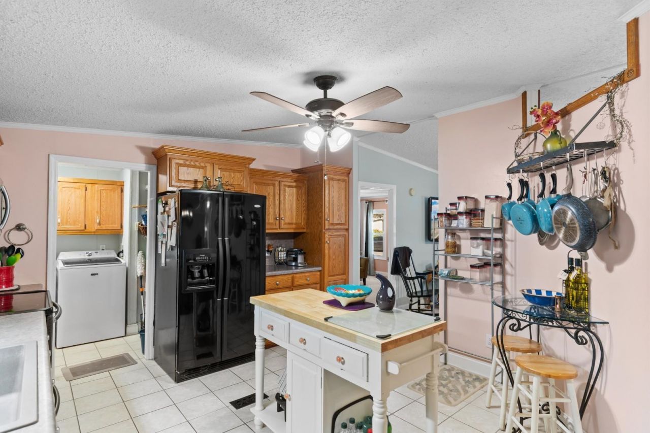 3415 Northpointe Blvd.  Photo 5