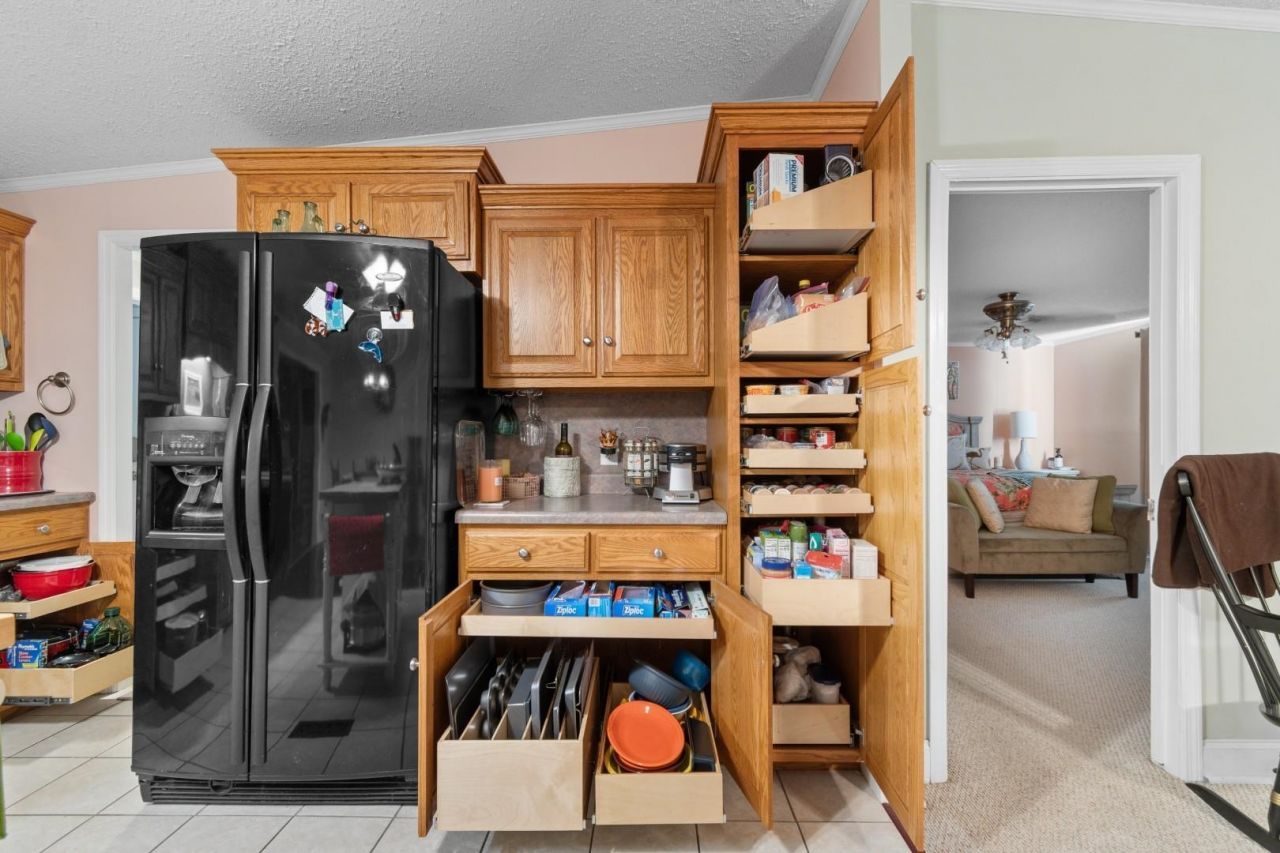 3415 Northpointe Blvd.  Photo 8