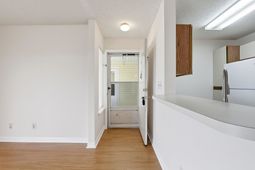 2220 Andover Dr. photo 4