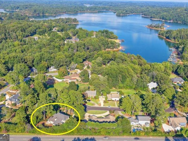 2859 Village Court, Gainesville, GA 30506