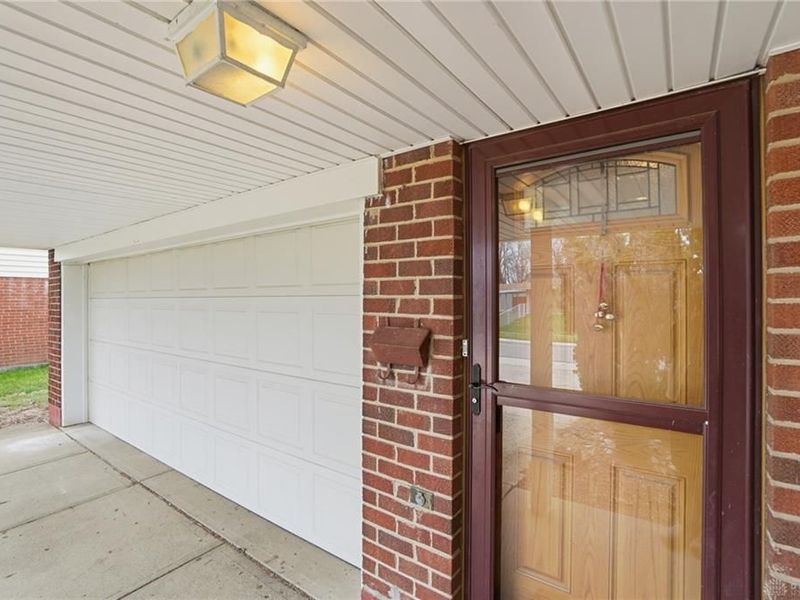 6509 Alter Road, Dayton, OH 45424 Photo 2