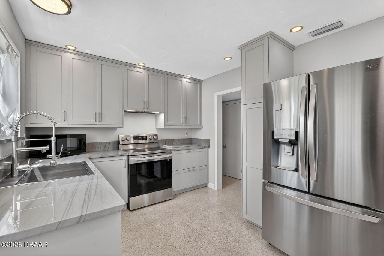 1238 Suwanee Road, Daytona Beach, FL 32114 Photo