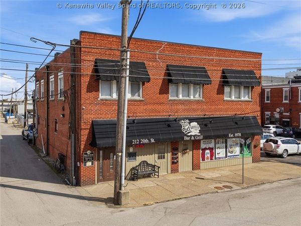 212 20th Street, Huntington, WV 25701