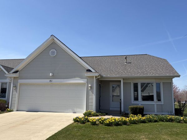 51 Newcastle Drive, Zeeland, MI 49464