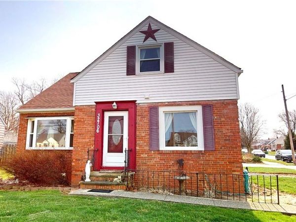 32706 Lake Shore Boulevard , Willowick, OH 44095