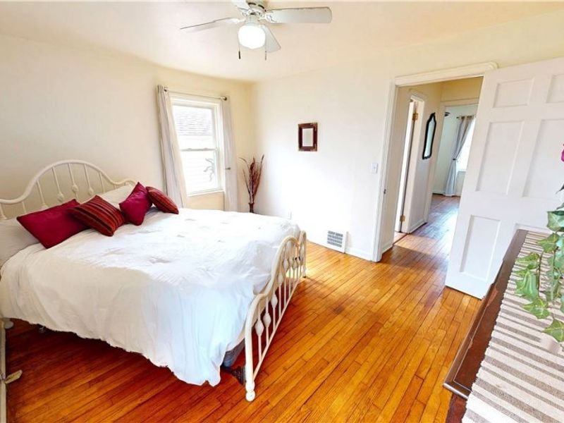 32706 Lake Shore Boulevard , Willowick, OH 44095 Photo 12