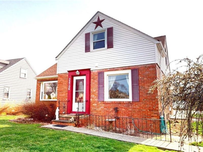 32706 Lake Shore Boulevard , Willowick, OH 44095 Photo 23