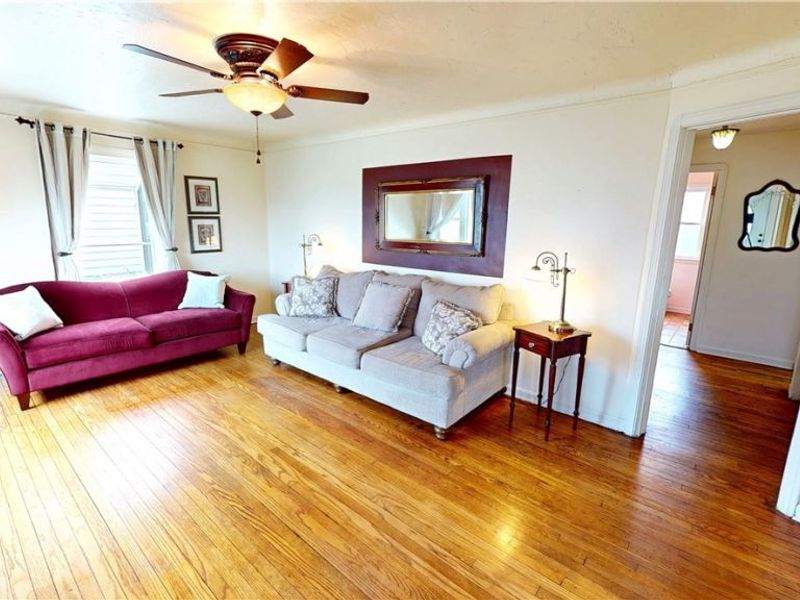 32706 Lake Shore Boulevard , Willowick, OH 44095 Photo 4