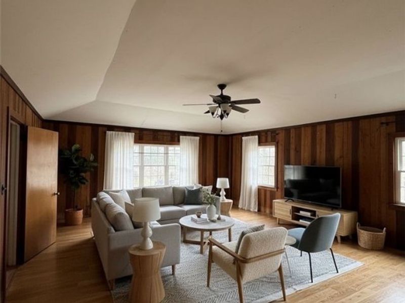 10076 Sherman Road , Chesterland, OH 44026 Photo 4