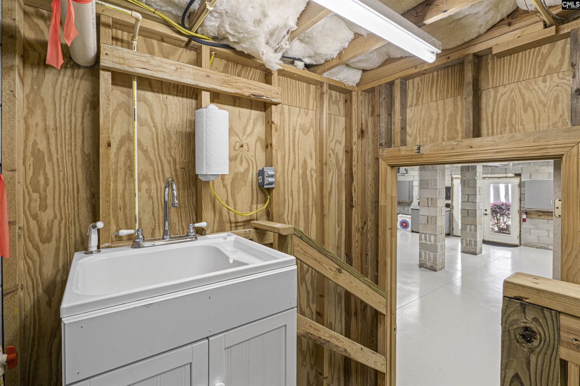 2223 Lakeshore Road  Photo 40