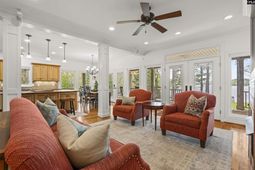 2223 Lakeshore Road  photo 4