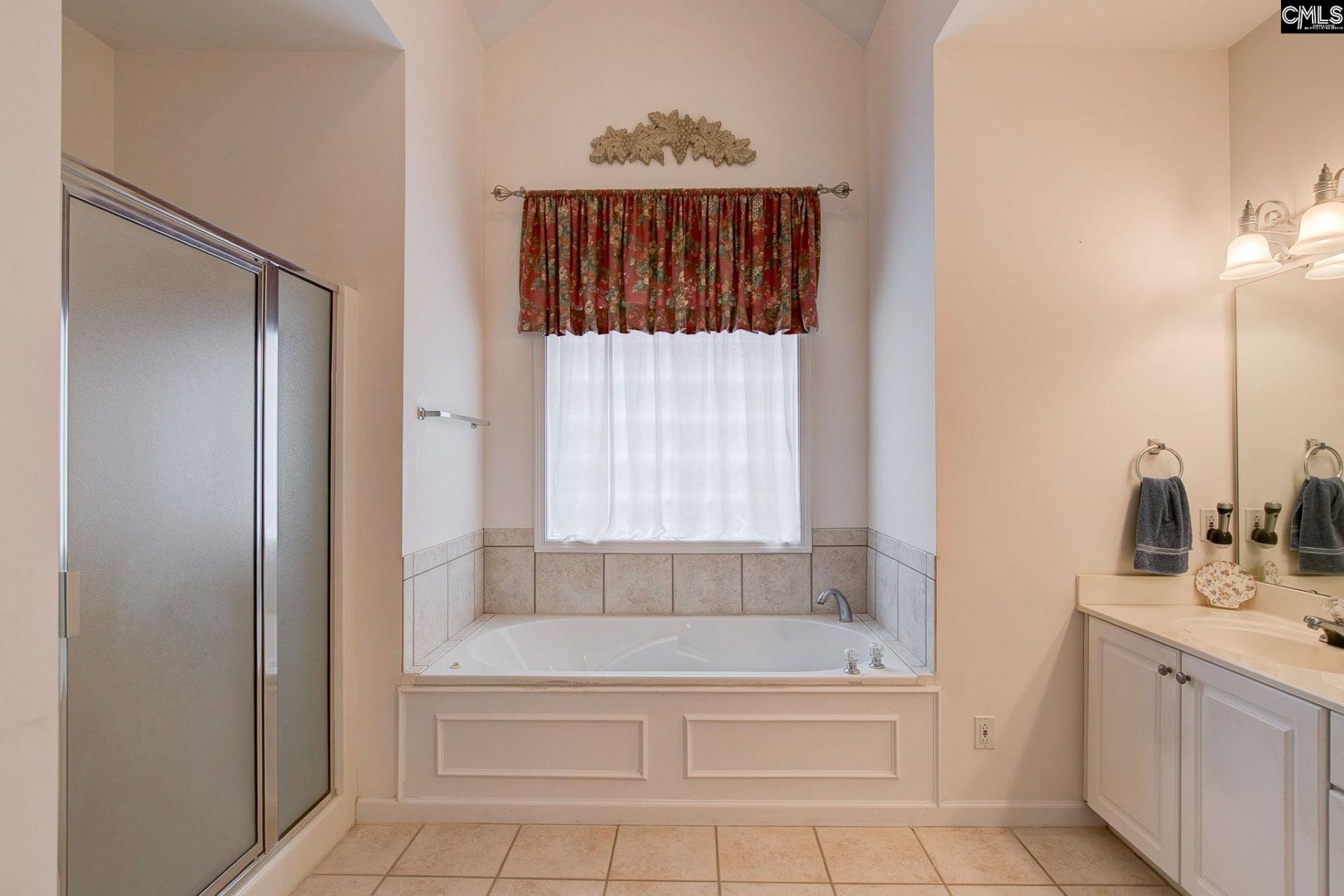 201 Hope Road  Photo 18