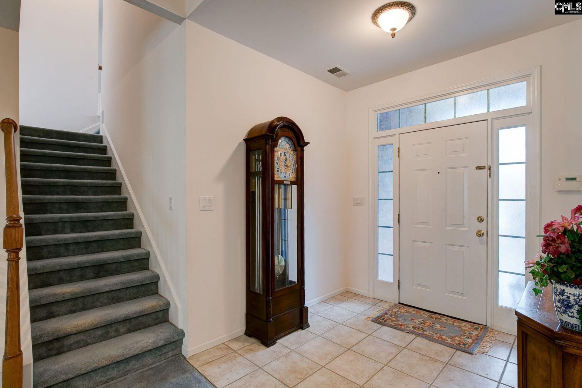 201 Hope Road  Photo 4