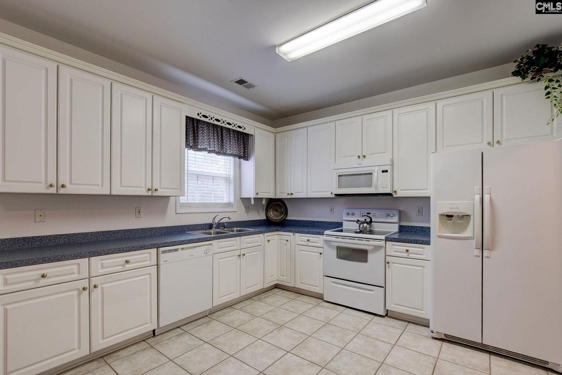 201 Hope Road  Photo 9