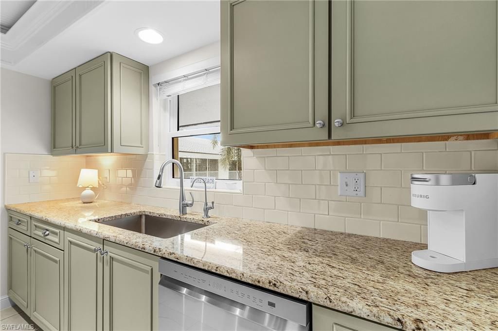 4126 Belair Ln, Unit C4, Naples, FL 34103 Photo