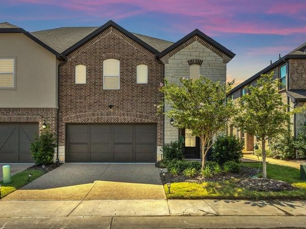3908 Lucan Lane, Lewisville, TX 75056
