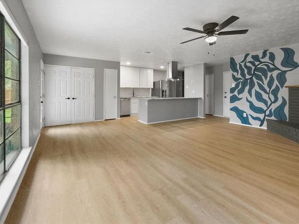 5321 Strickland Avenue, The Colony, TX 75056