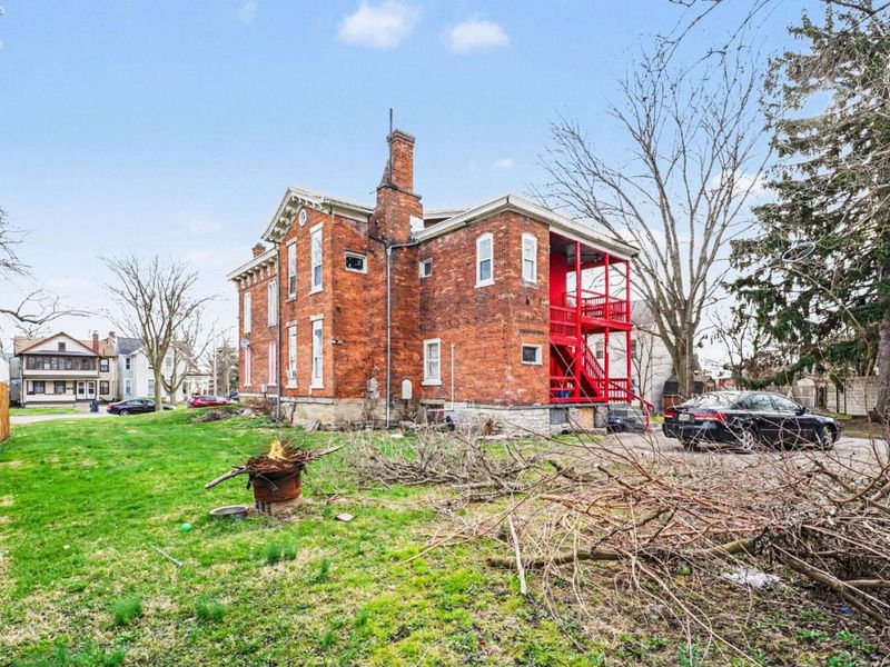 519 Huron Ave, Sandusky, OH 44870 Photo 10