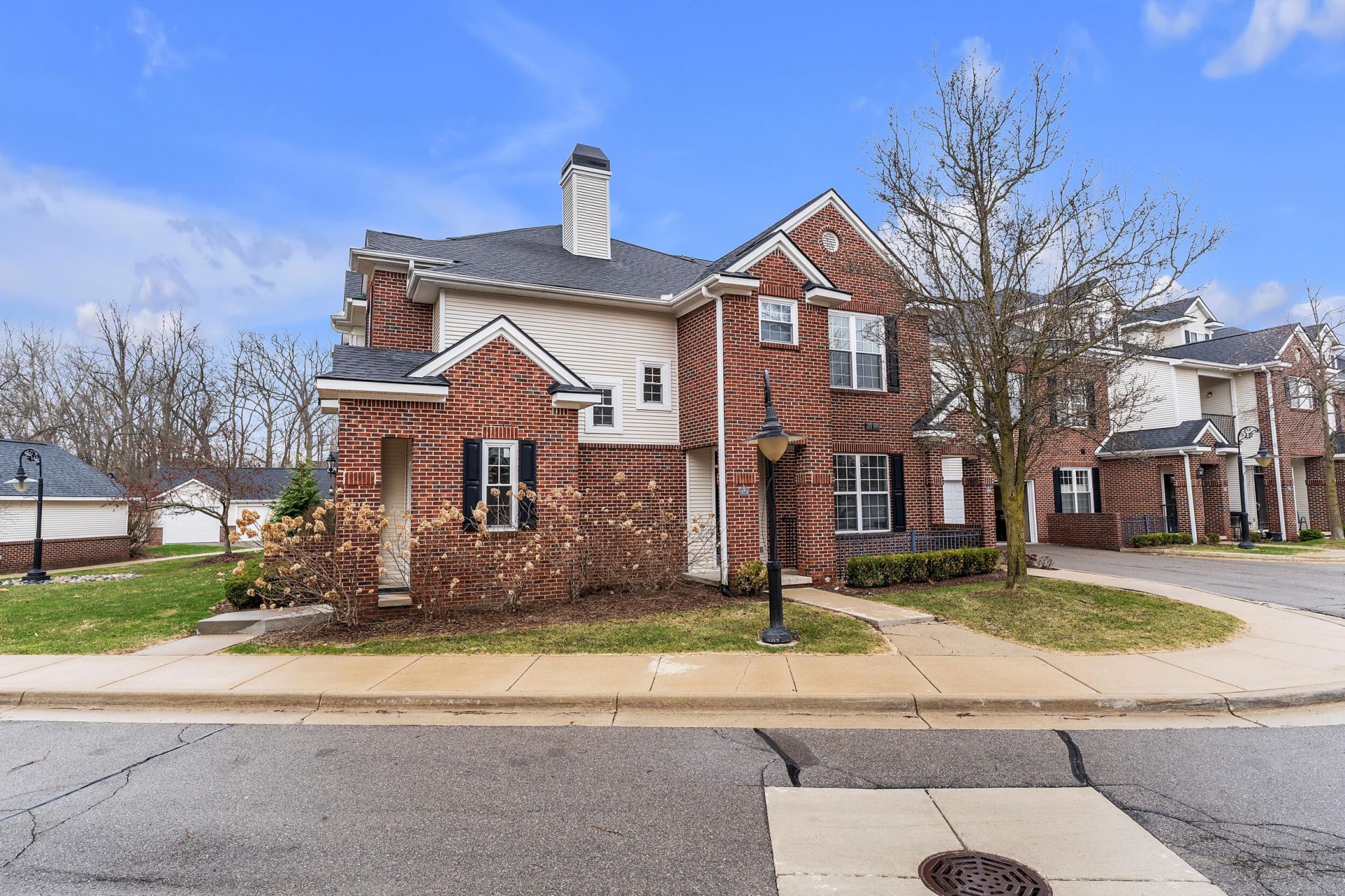 331 Scio Village Court, Unit 173, Ann Arbor, MI 48103 Main Photo